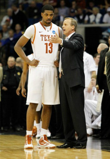 迫使对手在 迫使对手在